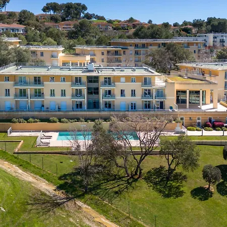 Nemea Side Sophia Antipolis Aparthotel Biot