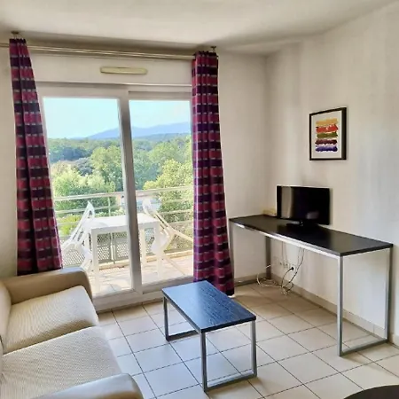 Nemea Side Sophia Antipolis Aparthotel Biot