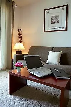 Nemea Side Sophia Antipolis Aparthotel 3*